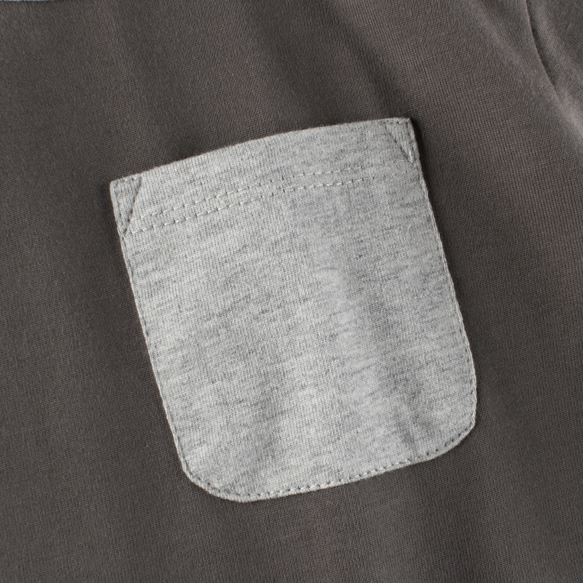 27kids ropa para niños transfronterizos camiseta de manga larga para niños primavera y otoño camisa de fondo para hombres cuello redondo ropa de bebé cabello de una pieza