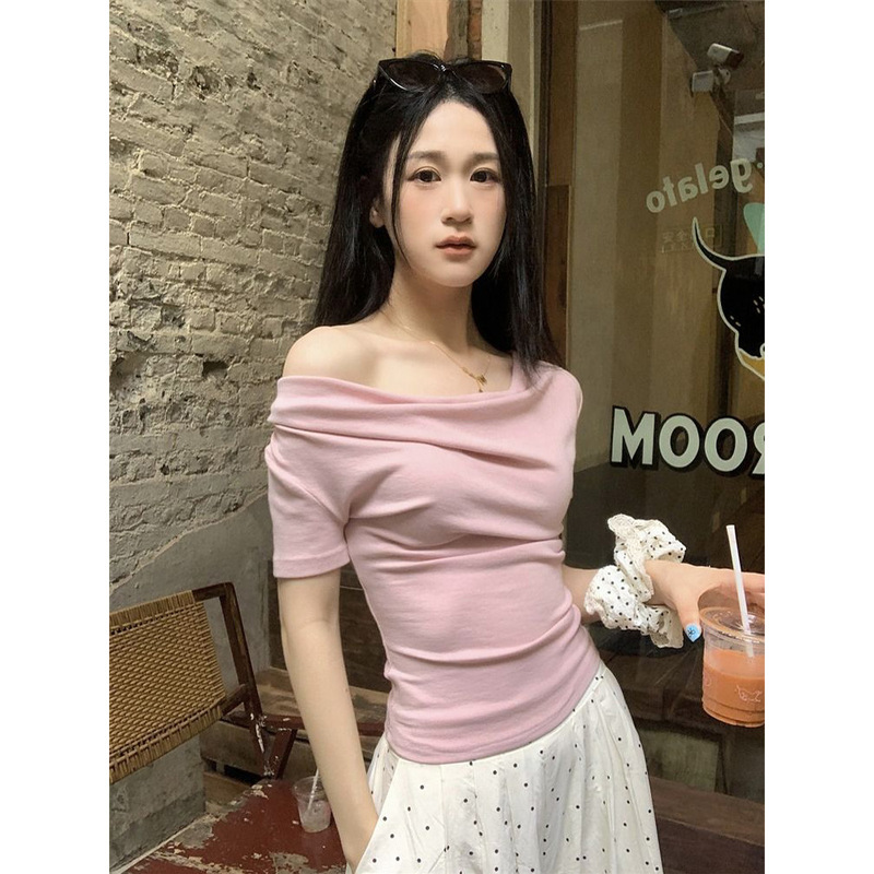 韓国ホットガールワンラインカラースリム半袖 Tシャツ女性のための 2025 夏の新しいスタイル右肩ボトムシャツ女性のトップストレンディ|undefined