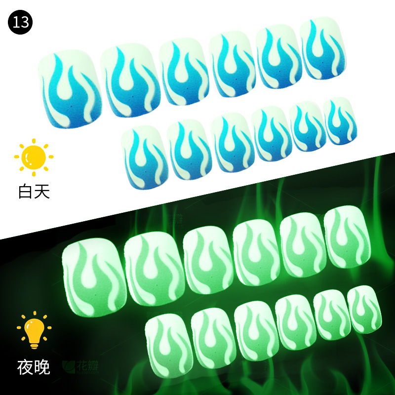 Luz de uñas para niños Una pieza de Halloween en forma de tira en caja fábrica de uñas portátil al por mayor