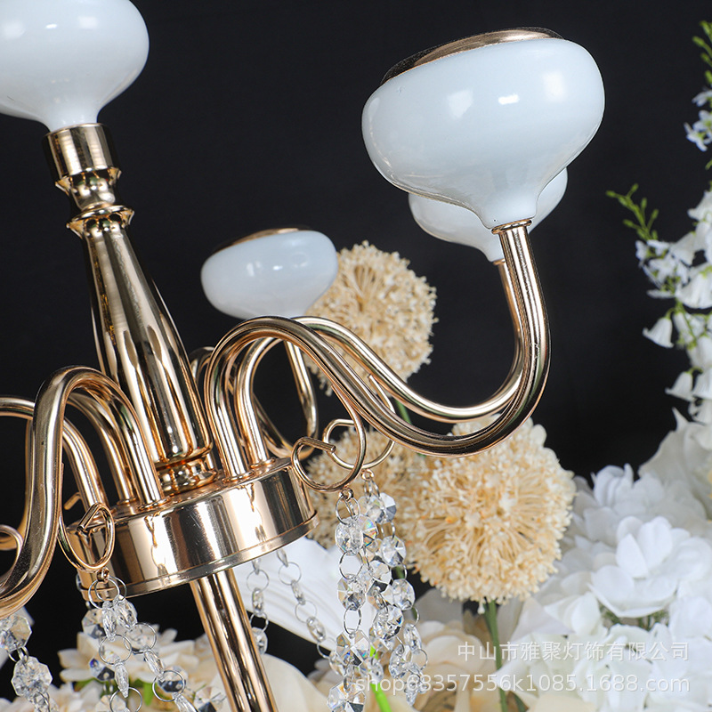 Boda de hierro exquisito candelabro romántico candelabro decoración Europea hogar vela cena props Hotel Mesa vela