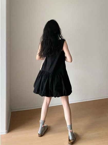 Simple Round Neck Flower Bud Vic Dress Women's Summer 2025 New Loose Small A- shaped dress White Black