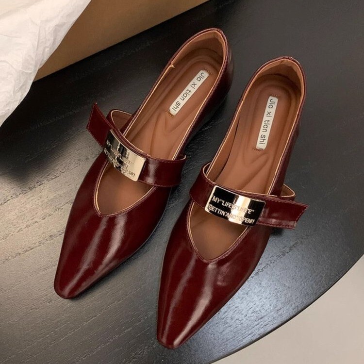 Inner Height Pointed Shallow Mouth Shoes Women's Shoes silver 2024 New Beautiful Retro Style Soft Bottom Metal Buckle Mary Jane Inner Height Pointed Shallow Mouth Shoes Women's Shoes silver 2024 New Beautiful Retro Style Soft Bottom Metal Buckle Mary Jane