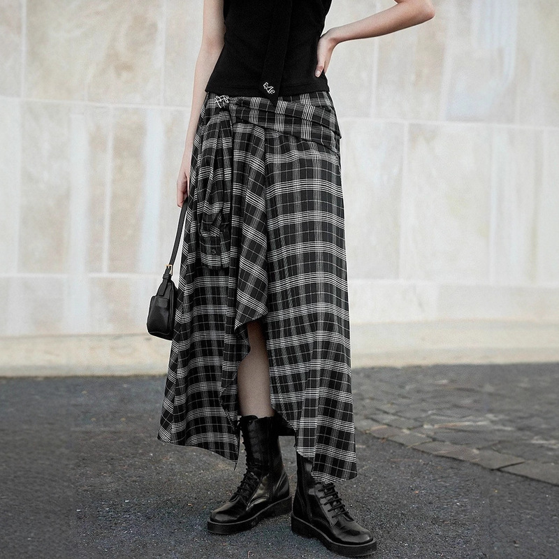 [Vichy College] Elle Irregular Black and White Plaid Skirt Women's 2025 Autumn New Fashion Skirt