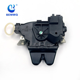117 750 00 85 Rear luggage lid lock W176 W117