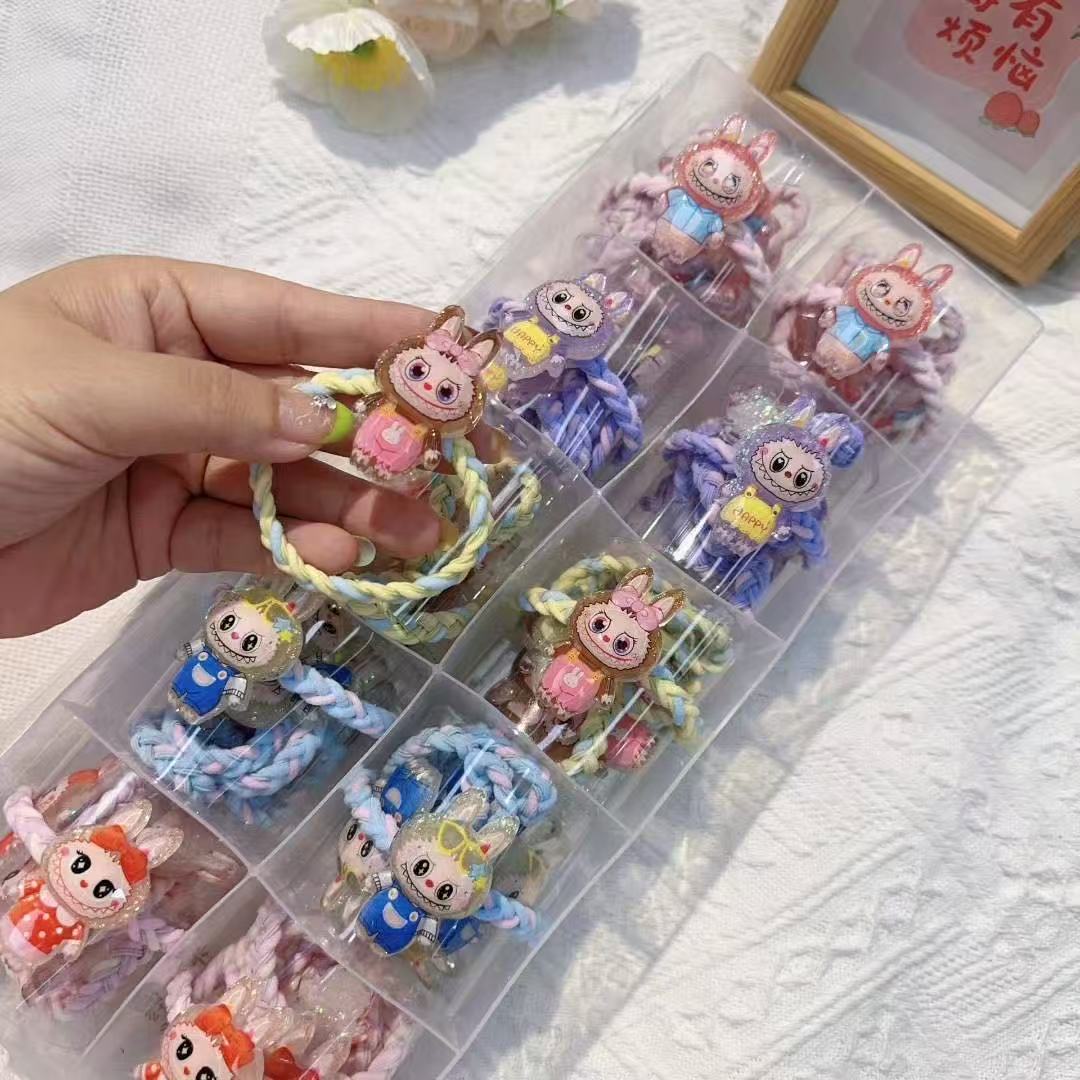 6 고무줄 당기는 천