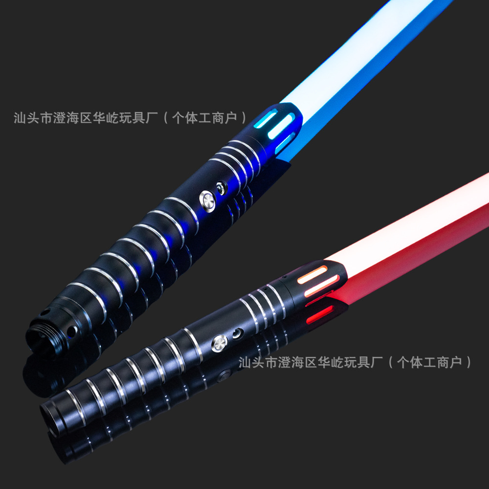 Metal Lightsaber transformación emisor de luz dos en uno 14 colores mudo de los niños puestos jugando palillo luminoso palo pelo juguetes al por mayor