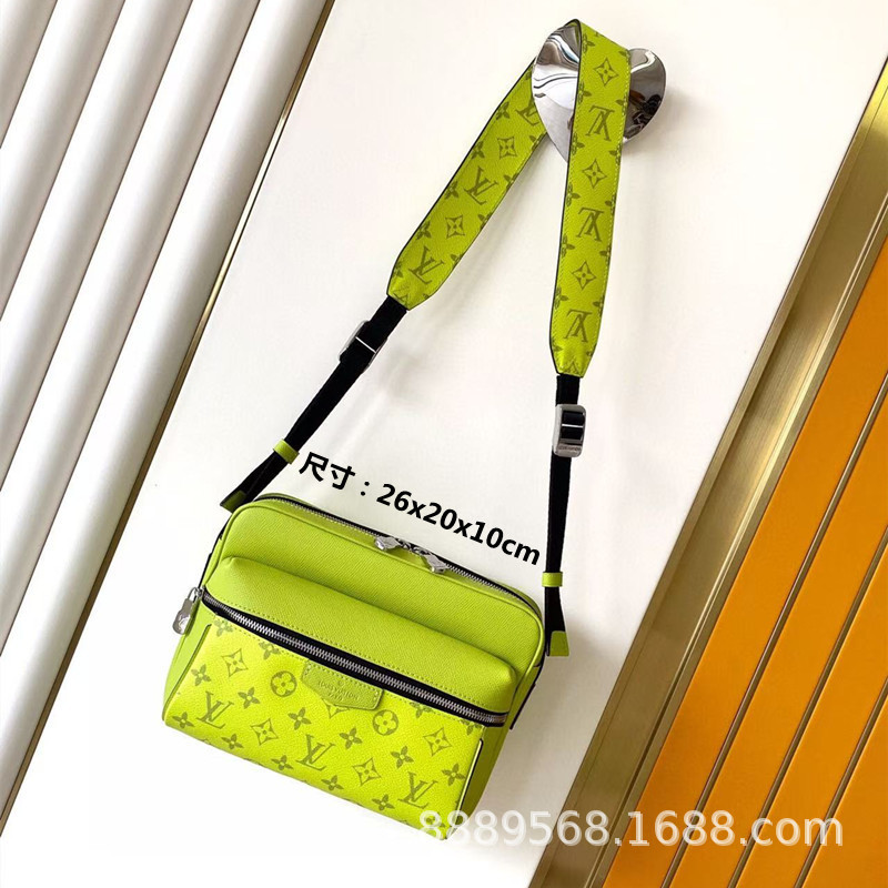 直接供給クロスボーダー m lv メンズバッグレディースバッグブラックウォリアーメッセンジャーバッグ枕バッグチェーンバッグボックスバッグポータブルブリーフケース|undefined