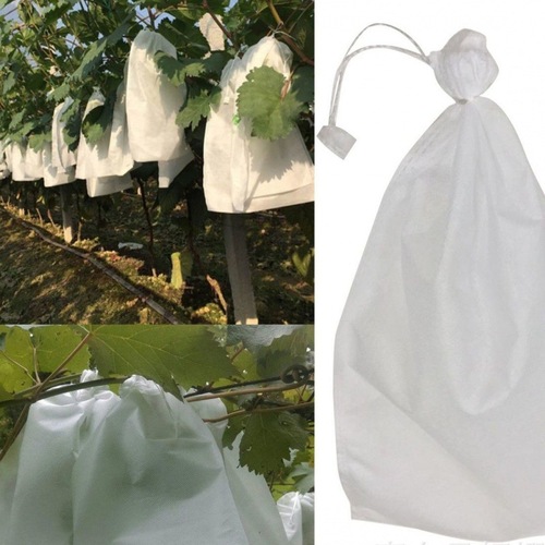 无纺布葡萄套袋露天防虫防鸟水果专用袋防雨透气枇杷羊角密保护袋