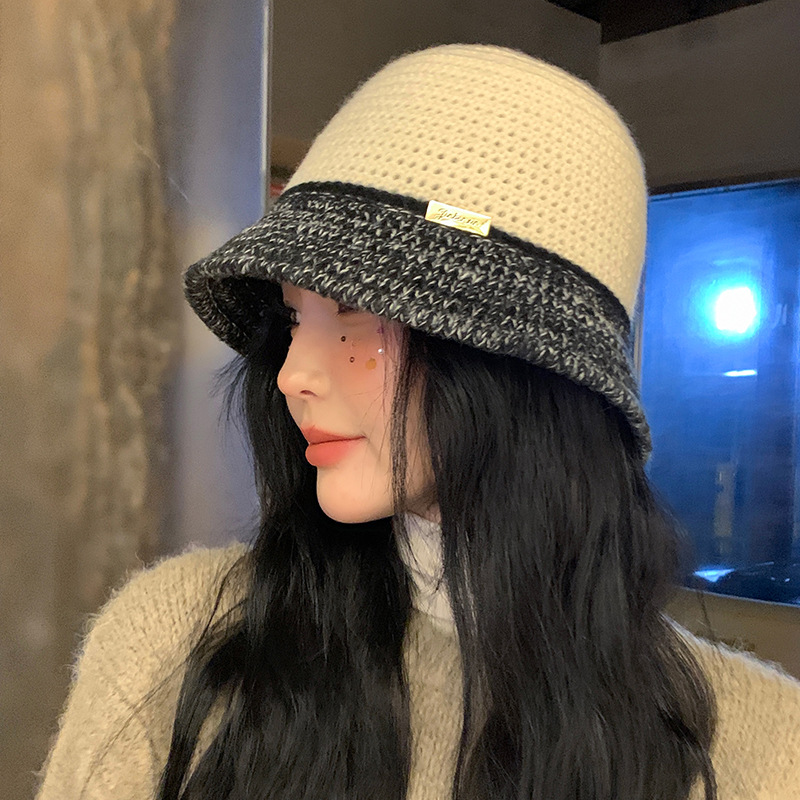 Cappello da scodella coreano lavorato a maglia coreano da donna per l'autunno e l'inverno Calore all'aperto Piccola folla Clip a colori Sfilata di moda Volto piccolo_voghion.com