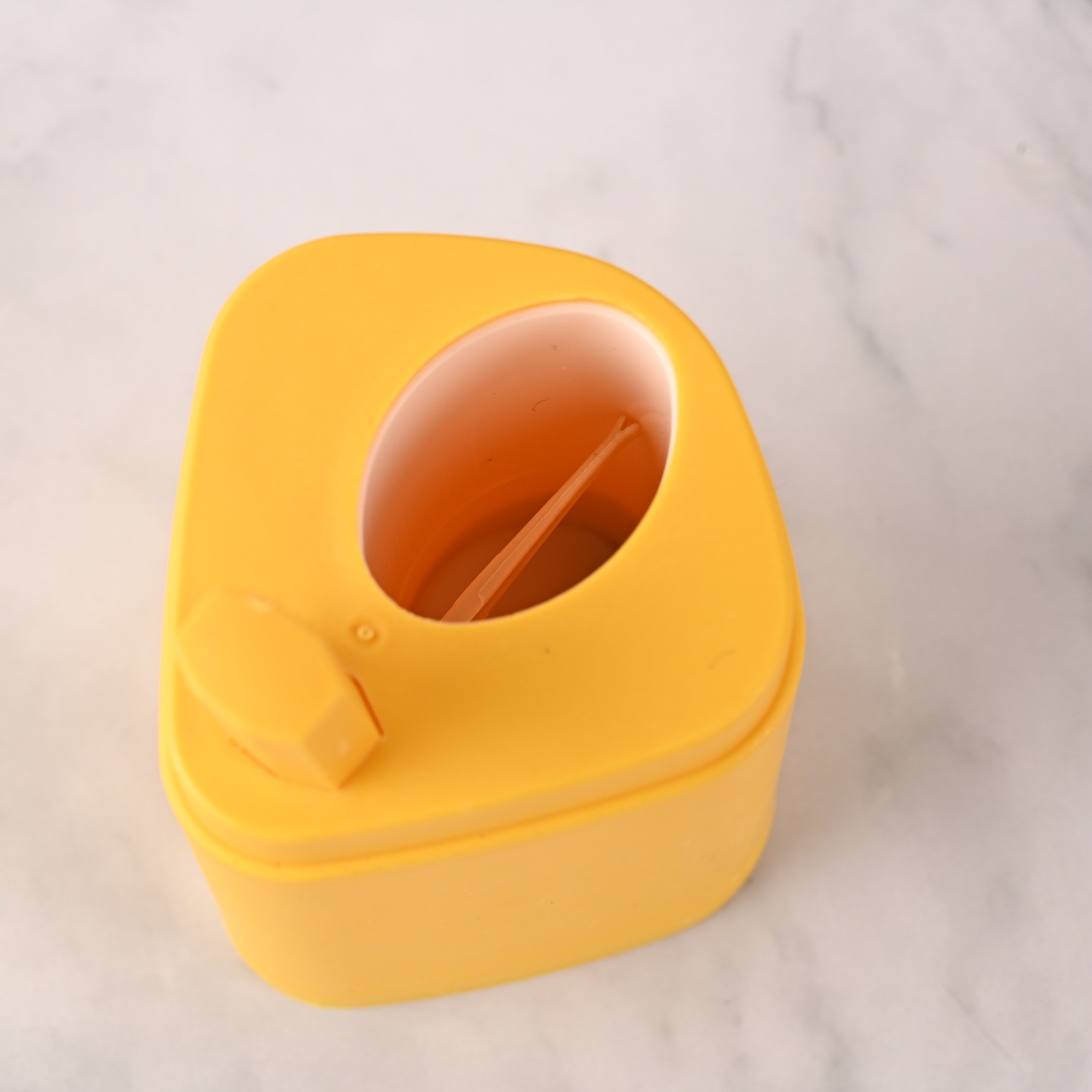 Creative Push-Button Automatic Toothpick Box, Portable Toothpick Tin, Nordic Casual Fan-Shaped Toothpick Holder, Wholesale