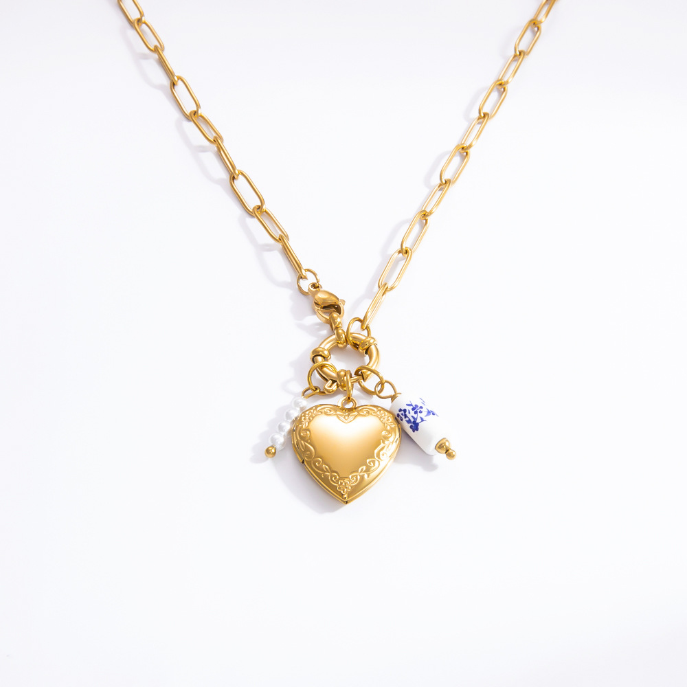 1 Piece Quantity PVD Coated Real Gold Plated 18K Gold Heart Shape 304 Stainless Steel IG Style Waterproof Non Tarnish 304 Stainless Steel Pendant Necklace