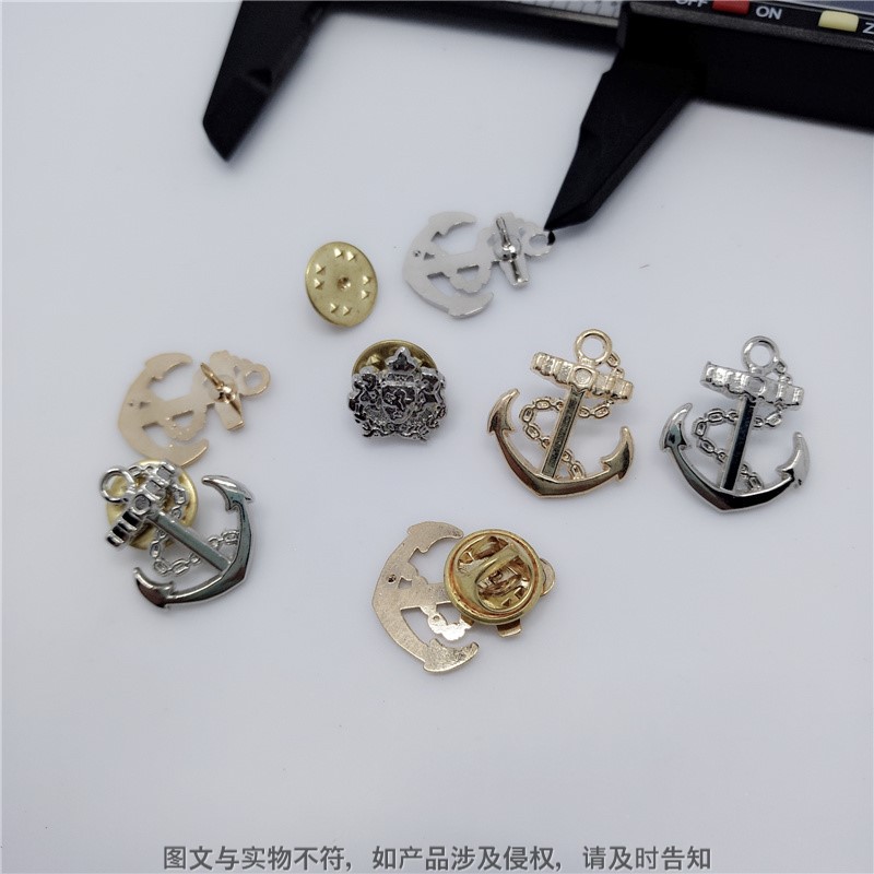 剧本杀配饰水手徽章饰品批发 热卖 欧美个性饰品船锚男士西服胸针