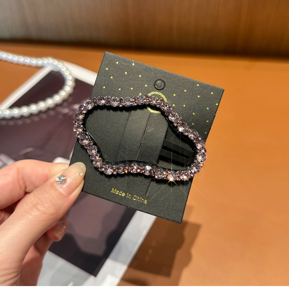 Plastic Material Shiny Women's Geometric Plastic Hair Clip