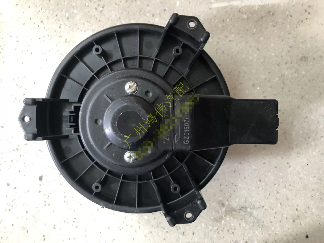 Suitable for the front air conditioning blower motor assembly of the GAC Trumpchi GS8, including the heater box cooling and heating fan motor bearing