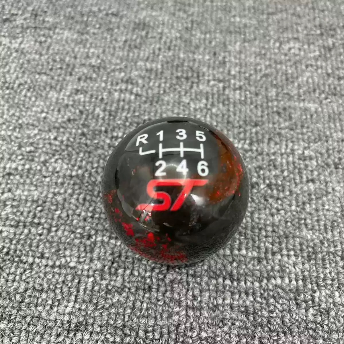 Focus Fiesta RSST modified carbon fiber gear shift knob