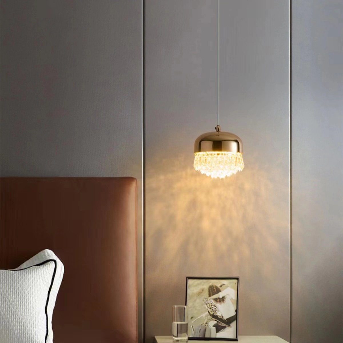 Dormitorio lámpara de cristal de diamante lámpara de cabecera dúplex diseñador de lujo villa de diseño sala de estar dúplex escalera