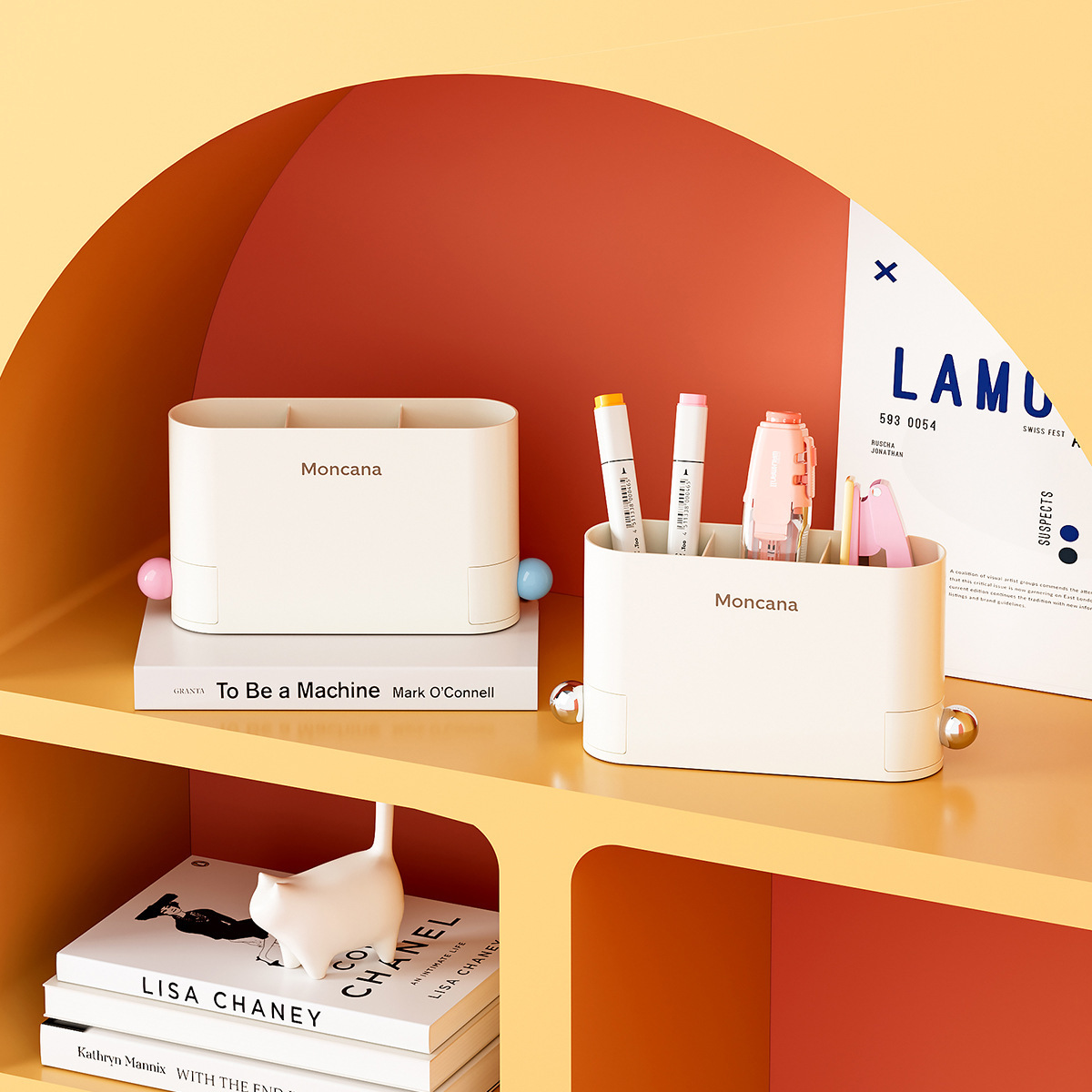 El escritorio del estudiante de la pluma creativa contiene papelería, separación multifuncional, acabado, cepillo de maquillaje, cubo de dopamina, adornos