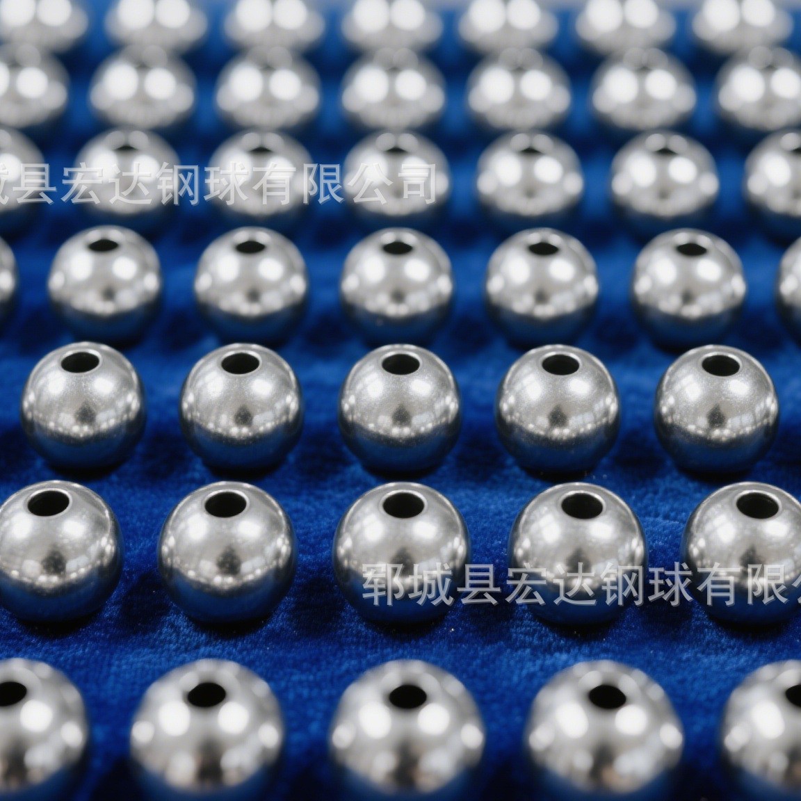 精密碳钢球实心打孔钢珠攻牙钢球工厂供应耐磨铁珠滚珠