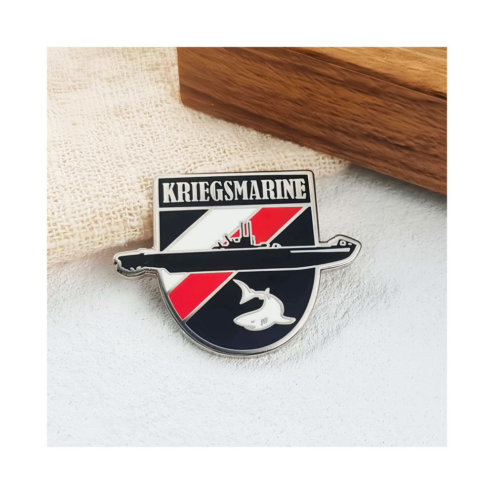 Submarine Brooch Metal Vintage Badge Fashion Clothing Bag Accessories Collection