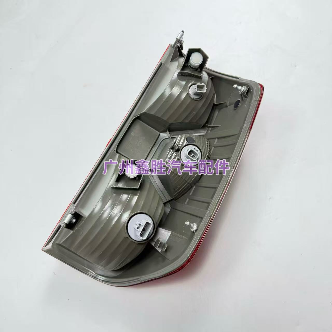 Suitable for Toyota Tundra 2014-21 rear tail light brake light 815500C101 815600
