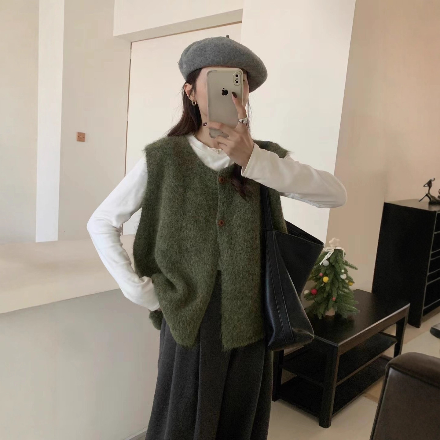 Coreano simple suéter universal chaleco de mujer 2025 otoño invierno nuevo suelto plegado chaleco de punto temperamento viaje image 3