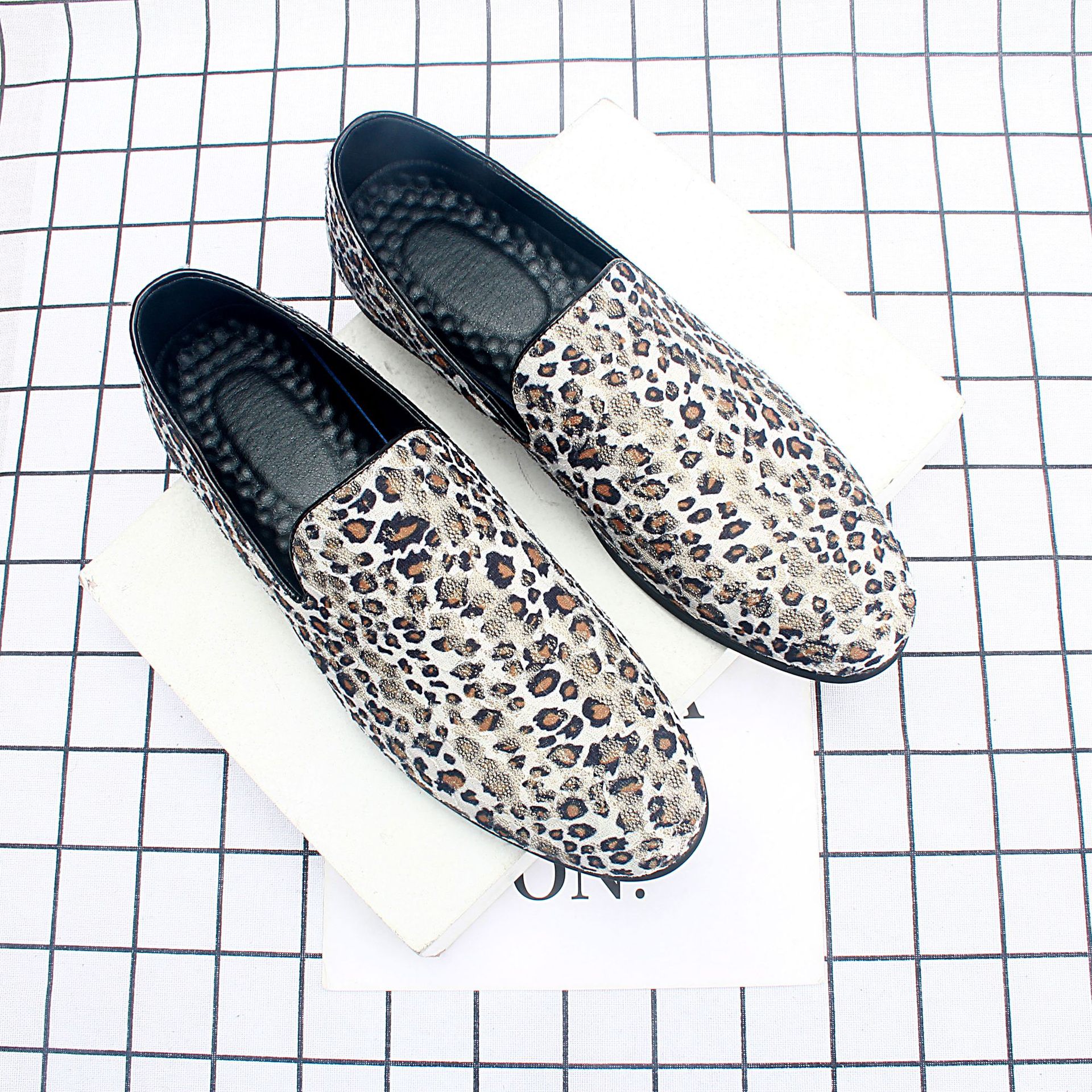 �¿���Ь��ɰһ�ŵ���Ь�ӿ�Ƥ�ָ�Ь��ʿ����Ь����ٴ�ĥ2217