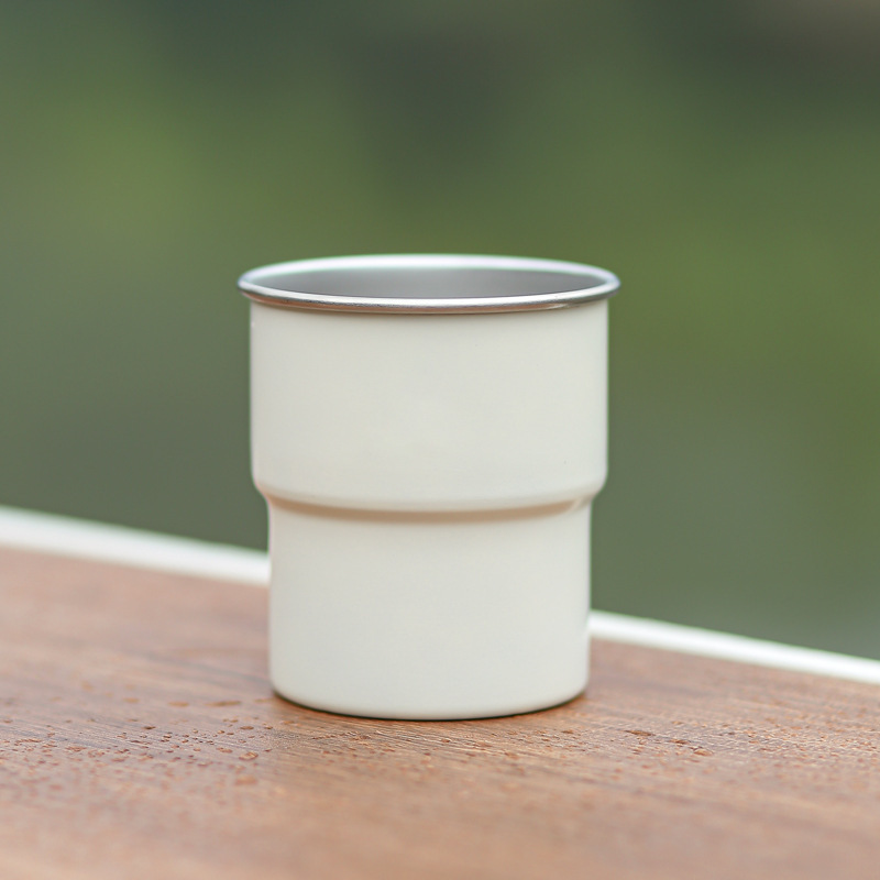 Taza de acero inoxidable para acampar al aire libre con grabado, taza de café 304, taza de agua estilo escalonado, taza portátil de una sola capa, portátil y práctica.