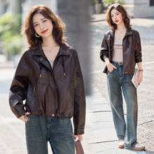 时髦翻领宽松短款皮外套新款秋冬帅气绵羊皮皮夹克机车服上衣女