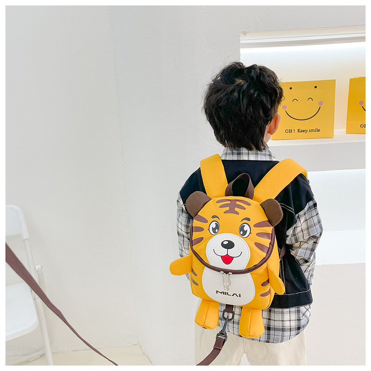 Lucky Pig Kindergarten Children Children's Bag Backpack Tiger Korean Style Cartoon Bag Anti-lost Children's Bag Factory Wholesale display picture 4