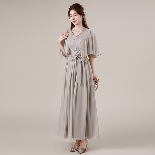 Pure Color Minimalist Korean Style Dress 2026 Autumn/Winter New Arrival V-Neck Fashion Trend Formal Gown Factory Supply