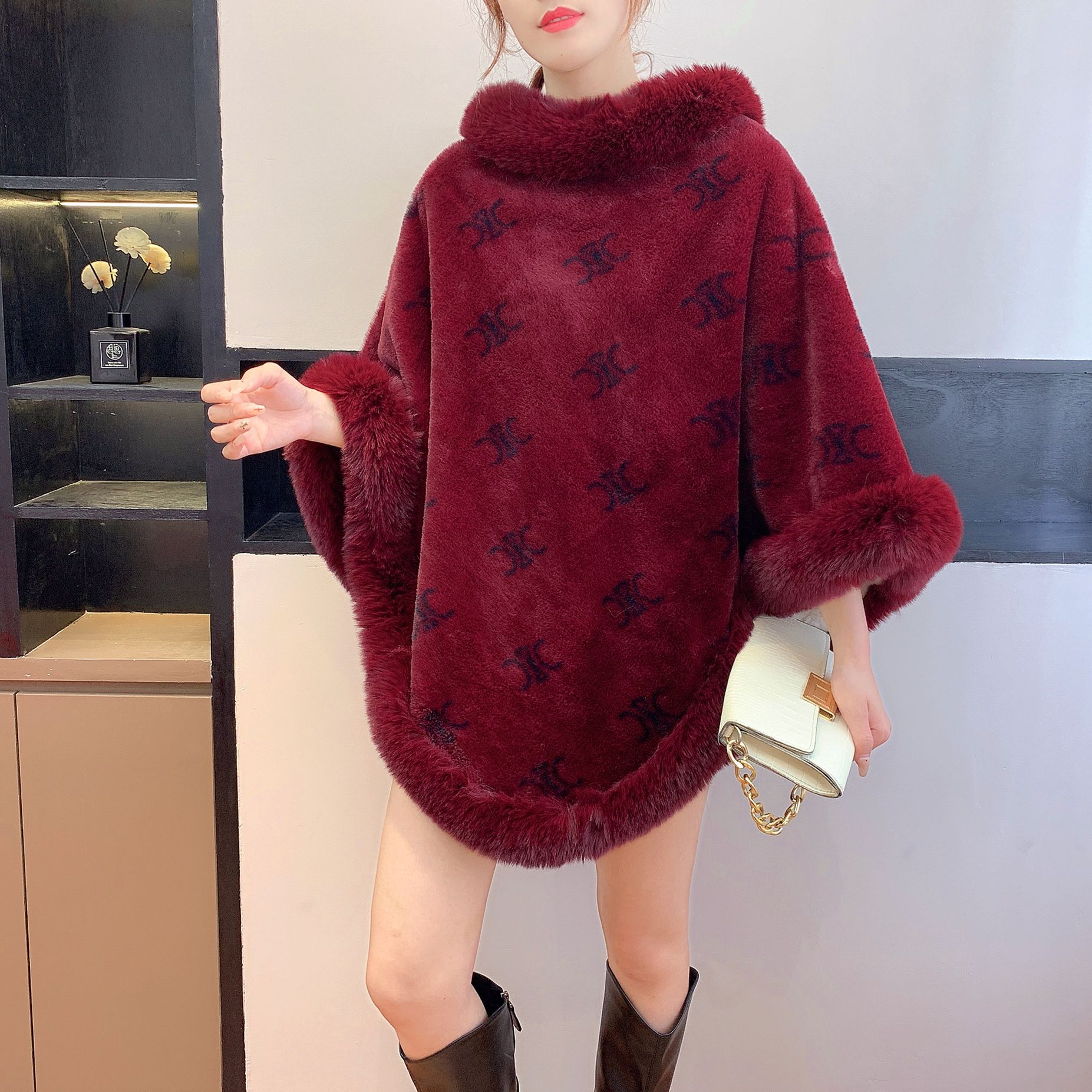 2024 otoño e invierno nueva ropa de mujer europea y americana Amazon crossover felpa estampado de fragancia moda femenina todo fósforo