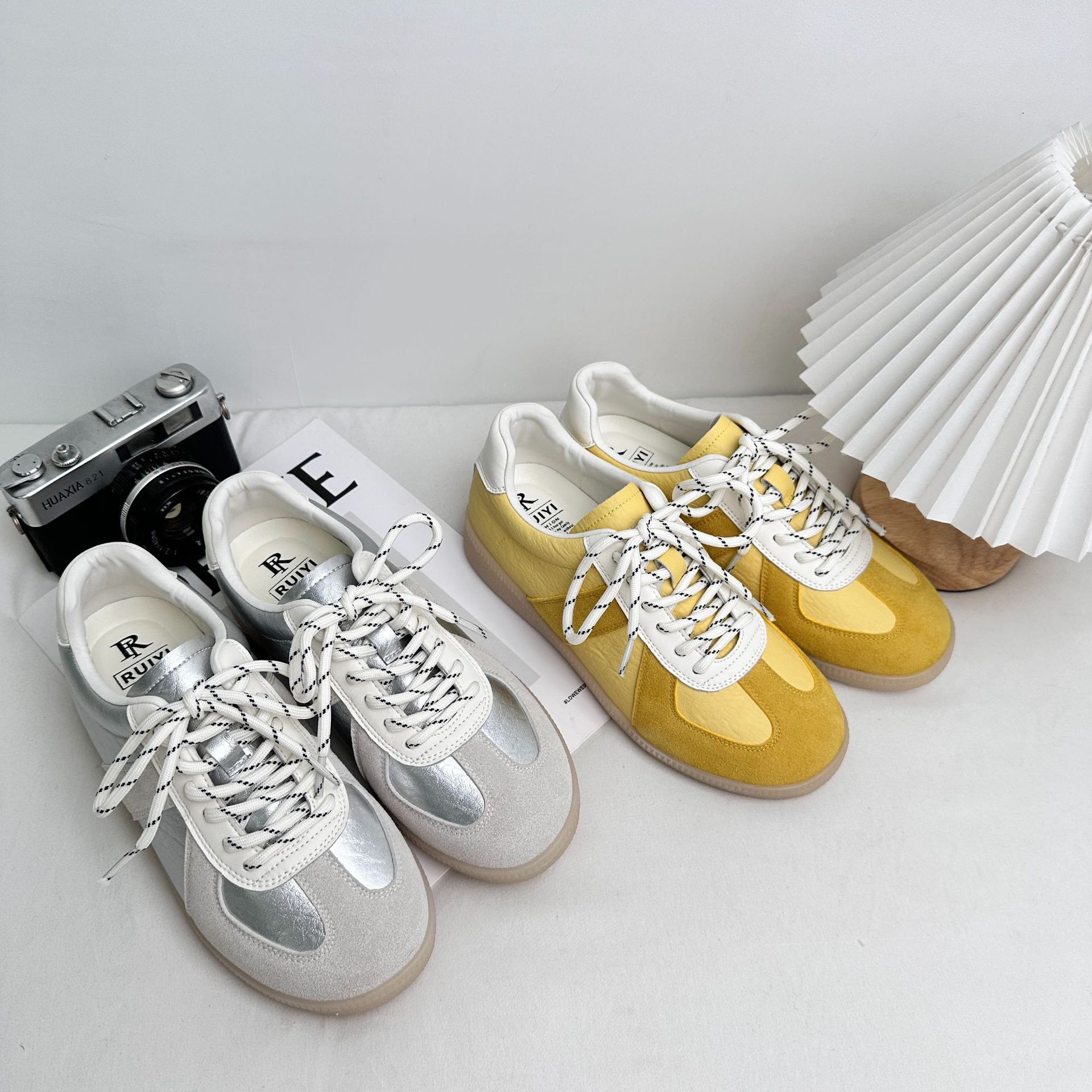 Plantillas de látex XY-A397/zapatos de entrenamiento alemán para mujer 2025 zapatos de satén de verano para mujer
