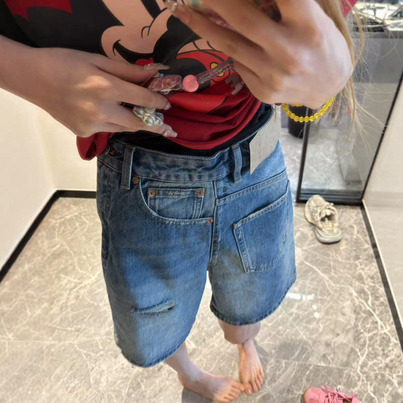 Plus-Size Ripped Denim Shorts for Women, Summer 2025 New Heavy-Duty Rotating Design, Slimming Five-Point Shorts for Curvy Figures