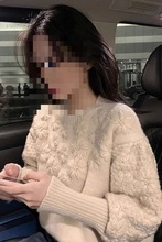 刺绣毛衣女秋冬新款套头针织衫上衣女重工钩花毛衣内搭打底衫