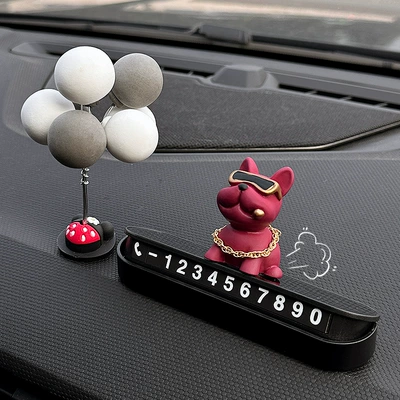 Moving License Plate Card, Nömrəli dayanma kartı - red-french-bulldog-balloon-mirror-stop-sign