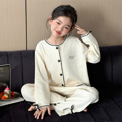 女の子の小さいレースのパジャマセット春秋の女の子の甘い王女の家の服の純色のカジュアルなカーディガンの2つのセット