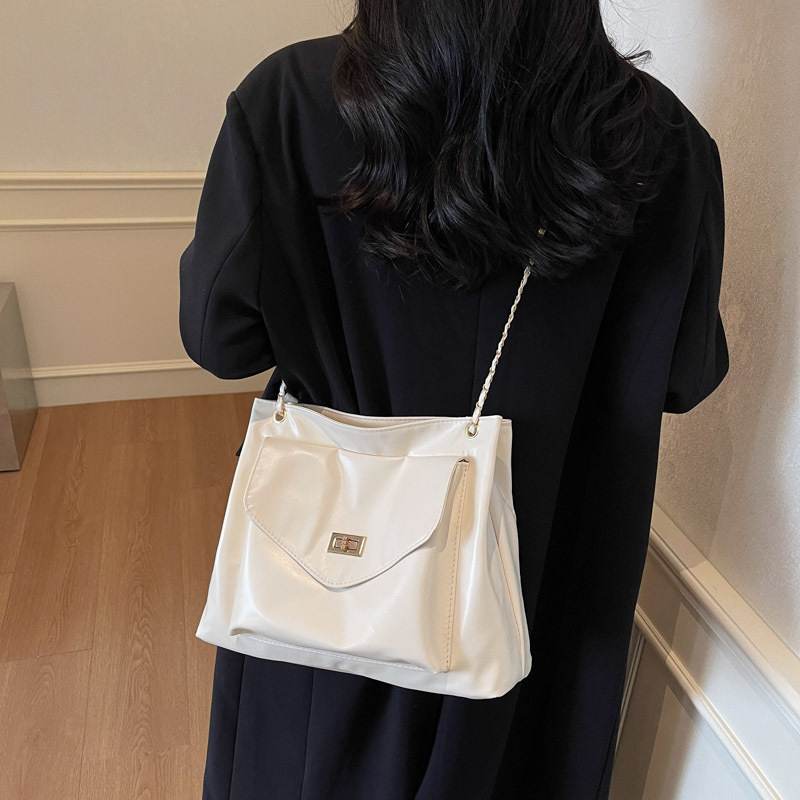 2024 nueva gran capacidad simple bolso de hombro para mujeres ocio viaje bolsa de viaje nicho bolso de brazo de moda retro