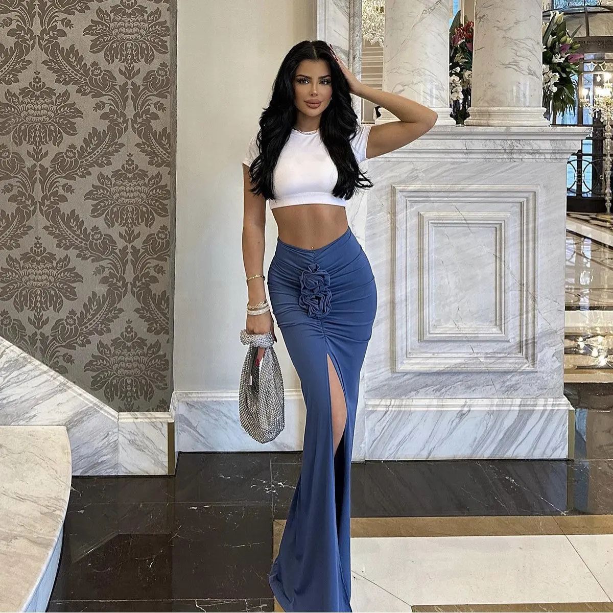 2026 European and American Socialite Style Summer High-End Solid Color Slim-Fit Three-Dimensional Floral Slit Draped Skirt That Flatters the Figure