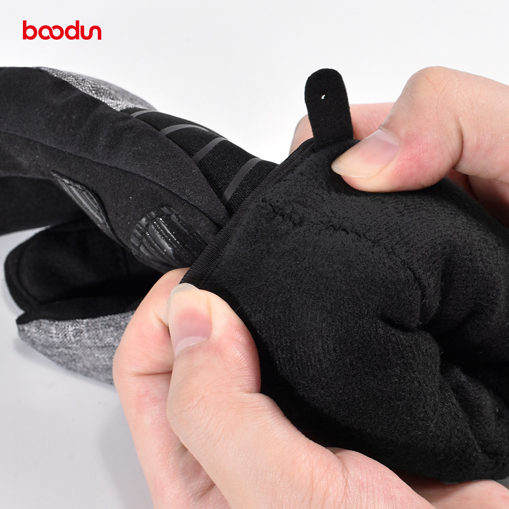 Outdoor skiing with winter velvet, anti cold riding, waterproof and warm gloves, thickened riding touch screen gloves_voghion.com