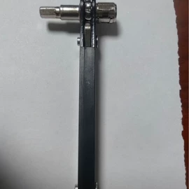 螺钉;棘轮扳手;螺栓