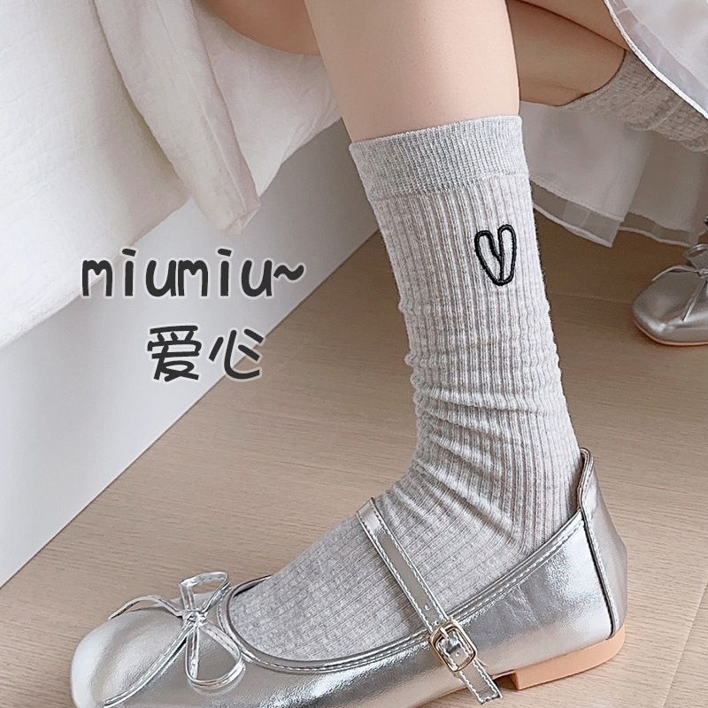 Calcetines de algodón gris damas sin hueso pila calcetines primavera y verano color sólido anti-bollar calcetines de algodón al por mayor