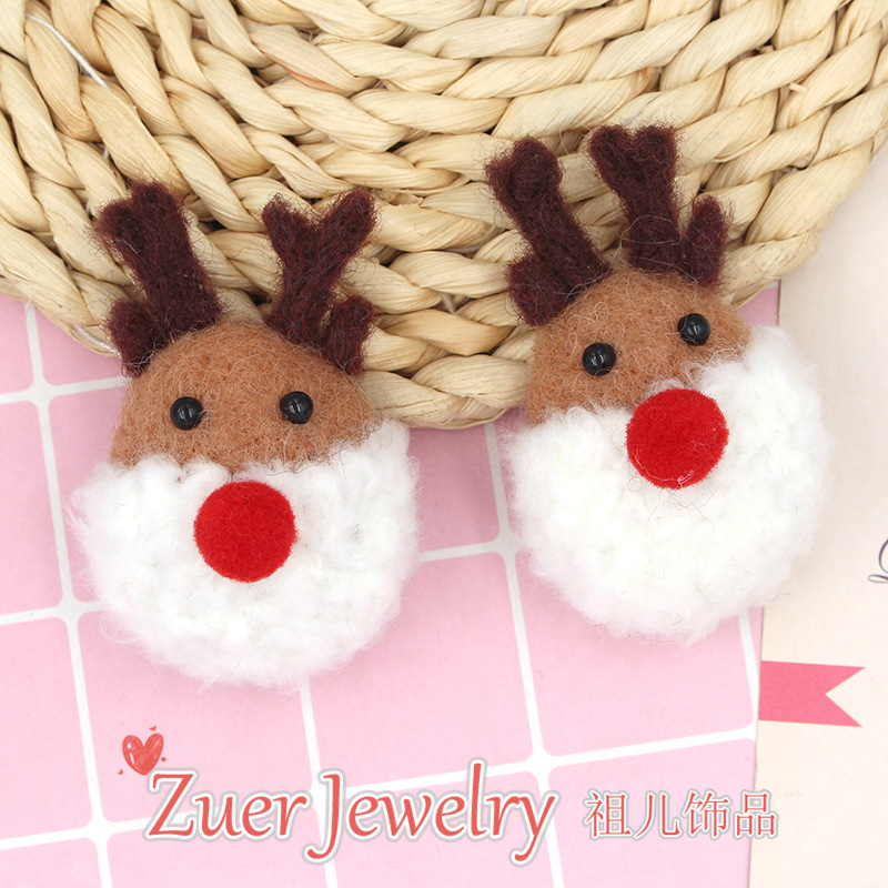 Christmas cartoon brooch