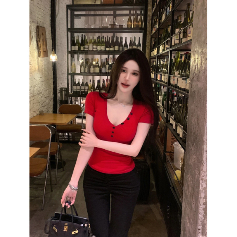 빨간색