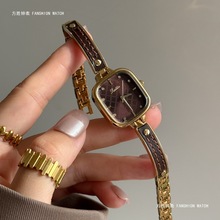 SCOTTIE高颜值小众轻奢女表跨境爆款手链式防水女士手表方胜钟表