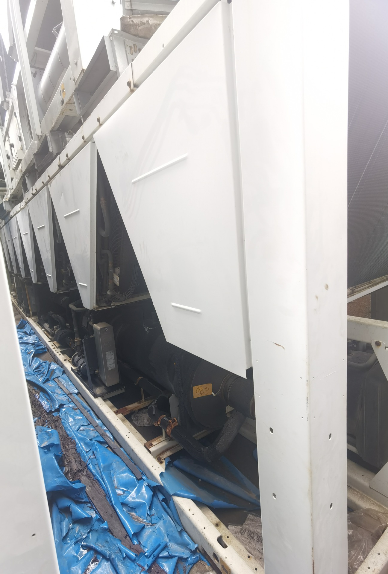 开利螺杆式热泵机组型号30XQ960制冷量950/951kw出租与销售