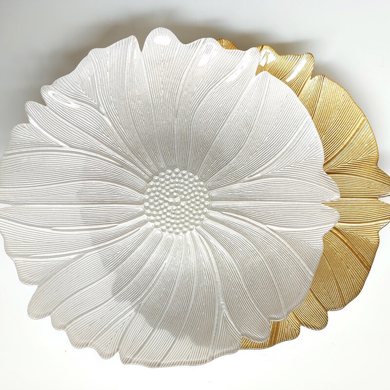 Creative Glass Dinner Plates, Imitation Ceramic Hotel and Home-Use Fruit Plates, European and American Outdoor Wedding Floral Irregular Plates Creative Glass Dinner Plates, Imitation Ceramic Hotel and Home-Use Fruit Plates, European and American Outdoor Wedding Floral Irregular Plates