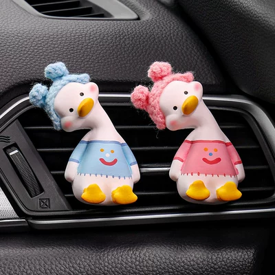 Car Perfume Aromatherapy – Stone Car Goddess Fragrance - 2-pieces-of-rabbit-and-duck-air-outlet-2-bottles-of-essence-included-can-be-freely-matched-with-colors-please-leave-a-message-after-taking-the-photo-standard