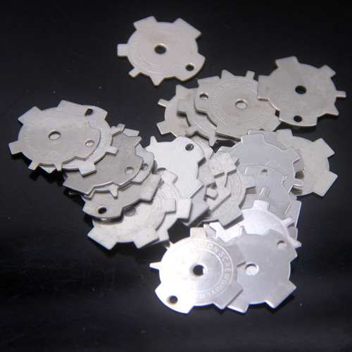 ZORRO card-type portable screwdriver multi-purpose screw tool