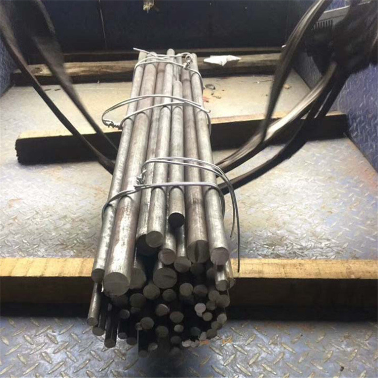 45#钢圆棒 45号钢钢棒材料热轧退火棒材直径65 70 75 80 85 90mm