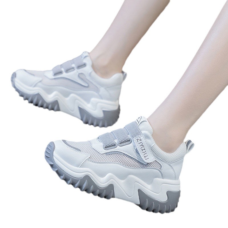 Zapatos casuales de base gruesa de mujer zapatos de malla transpirables de verano delgados aumentan la altura de los zapatos de mujer Velcro 7cm tamaño pequeño